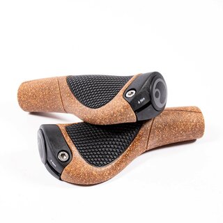 Trionic Handgriffe als Option (nur in Verbindung mit Walker oder Veloped bestellbar)